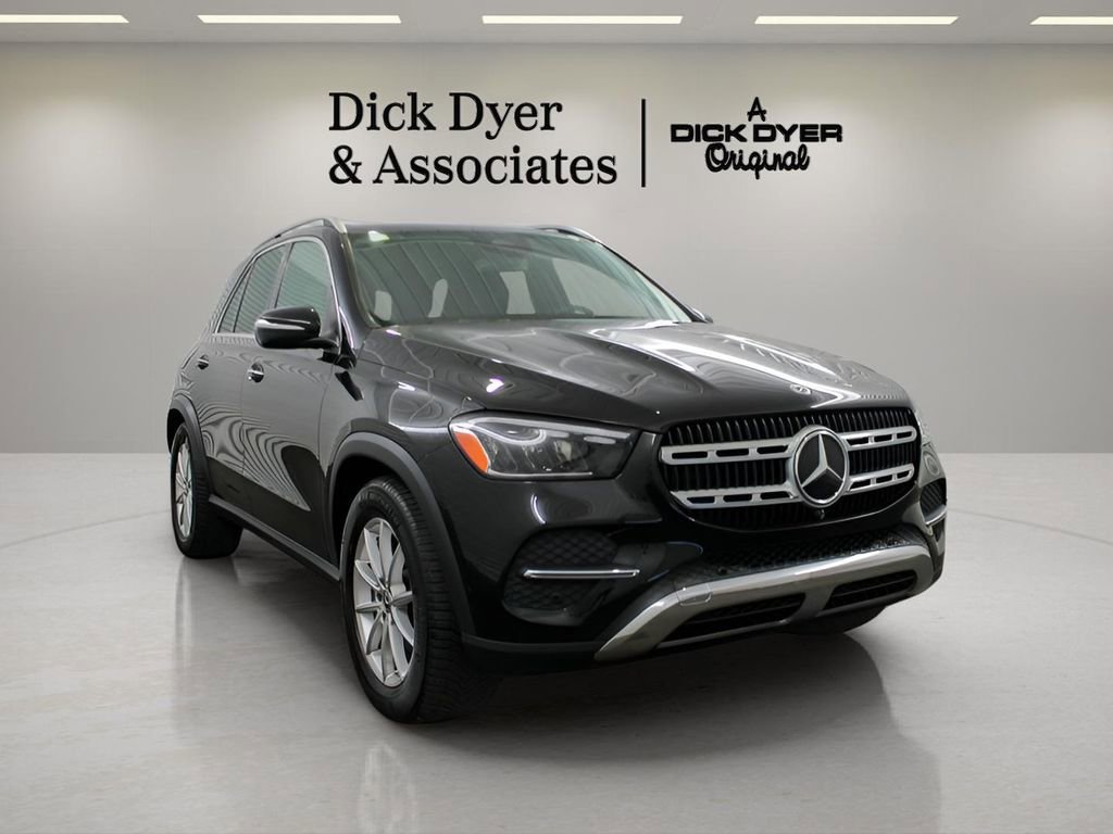 Used 2024 Mercedes-Benz GLE 350 4MATIC image 9
