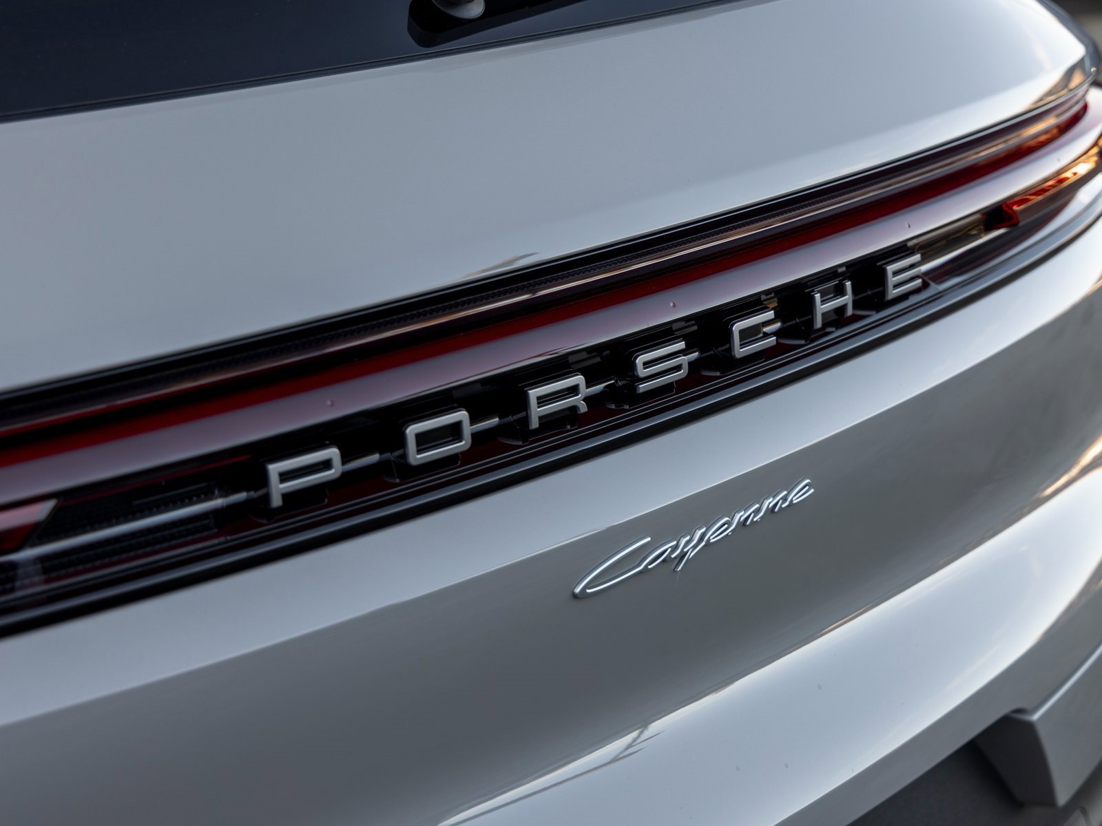 New 2026 Porsche Cayenne image 19