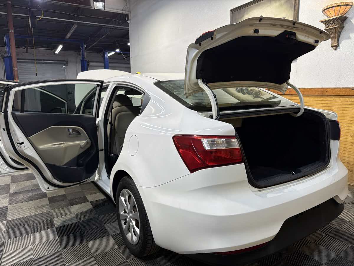 Used 2017 Kia Rio LX FWD image 13