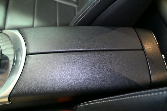 Used 2018 Mercedes-Benz GLC 300 4MATIC image 21