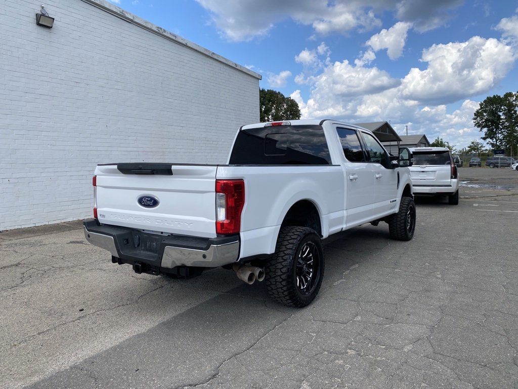 Used 2019 Ford F250 Lariat image 2