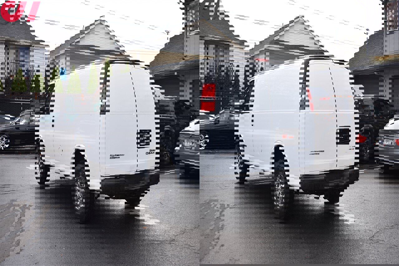 Used 2006 Chevrolet Express 3500 image 2