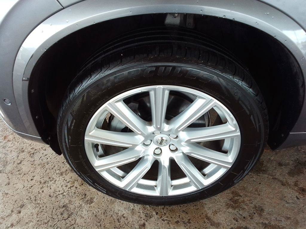 Used 2017 Volvo XC90 T6 Momentum w/ Vision Package AWD/4WD image 29