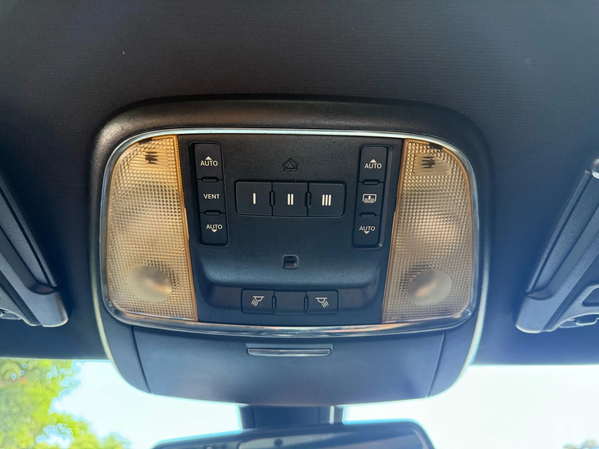 Used 2021 Chrysler 300 S image 26