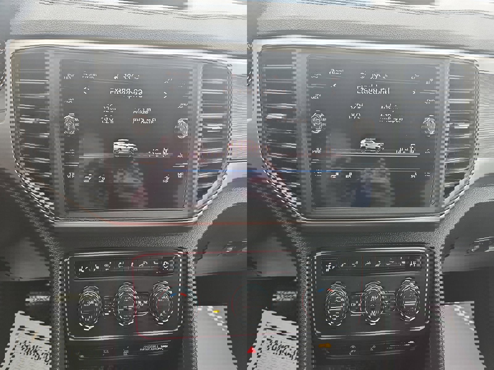 Used 2020 Volkswagen Atlas Cross Sport SE w/ Towing Package AWD/4WD image 9