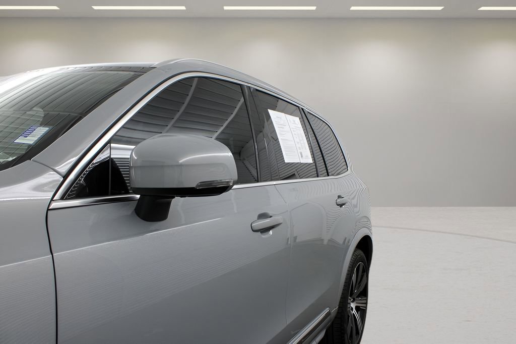 Certified 2025 Volvo XC90 B6 Plus image 11