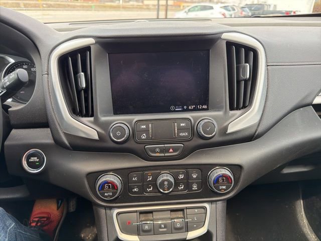 Used 2022 GMC Terrain SLT image 22