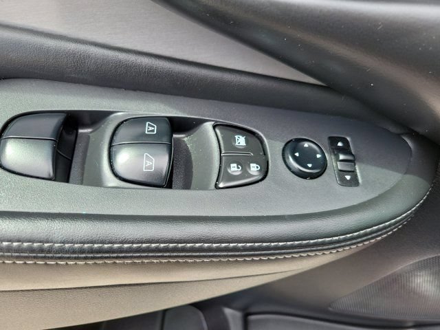 Certified 2020 Nissan Murano SV FWD image 31