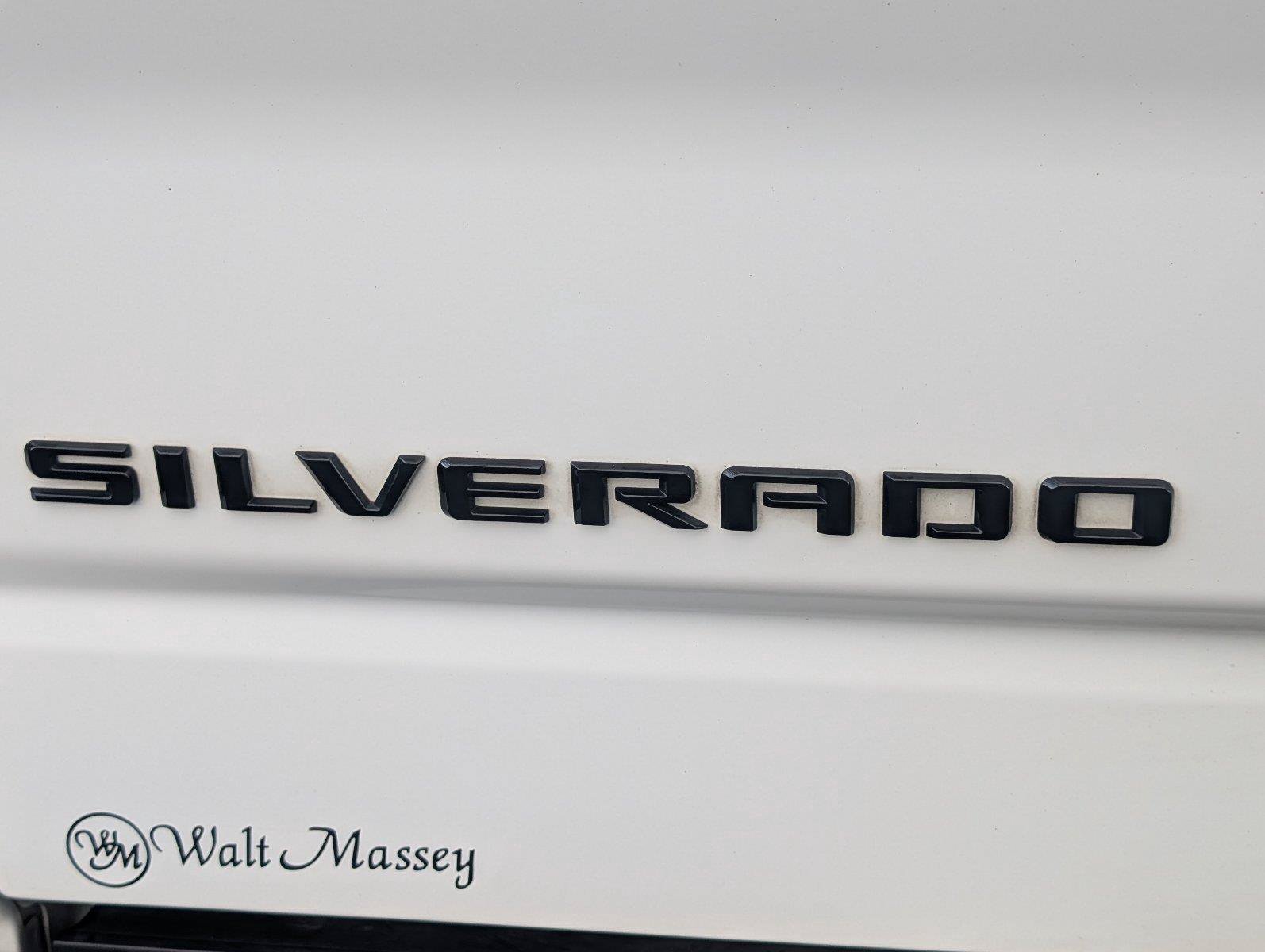 Used 2024 Chevrolet Silverado 1500 Custom w/ Turbomax Blackout Package AWD/4WD image 6