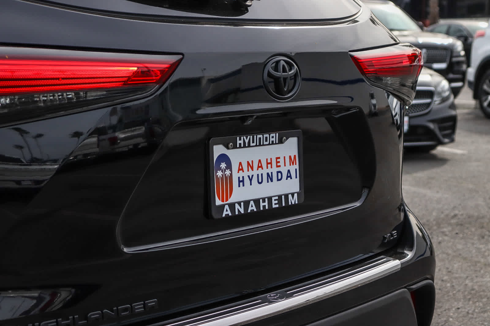 Used 2023 Toyota Highlander XLE image 9