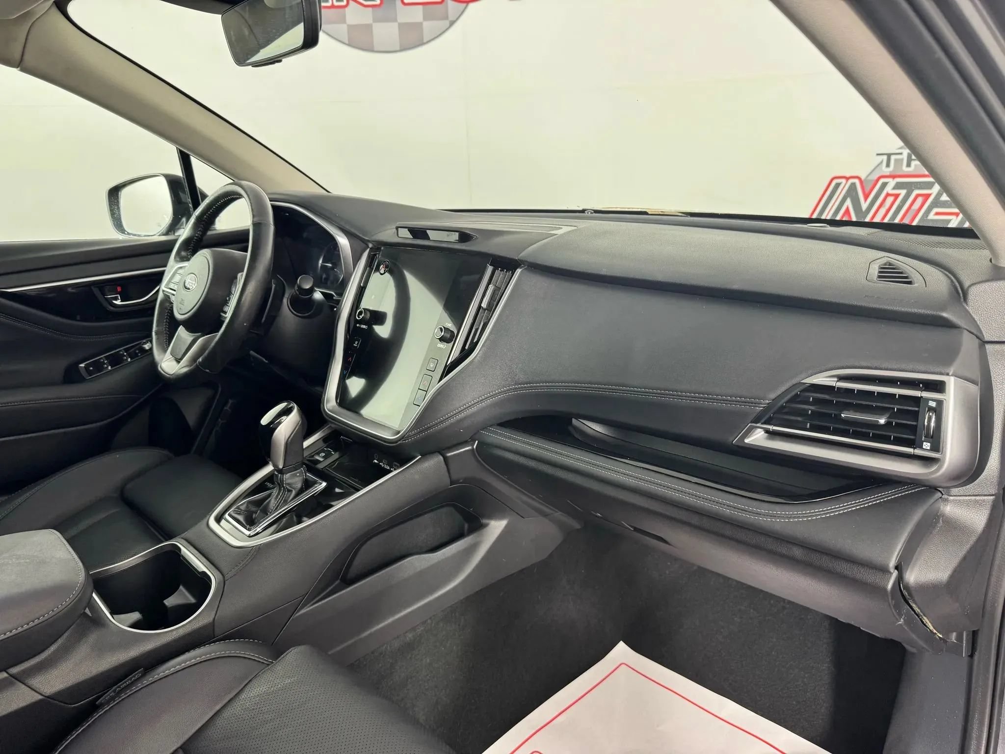Used 2023 Subaru Outback Limited XT AWD/4WD image 12