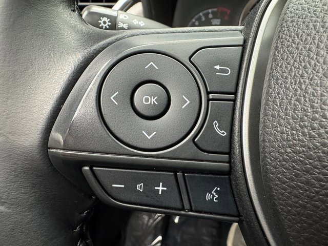 Used 2022 Toyota Corolla Cross LE image 14