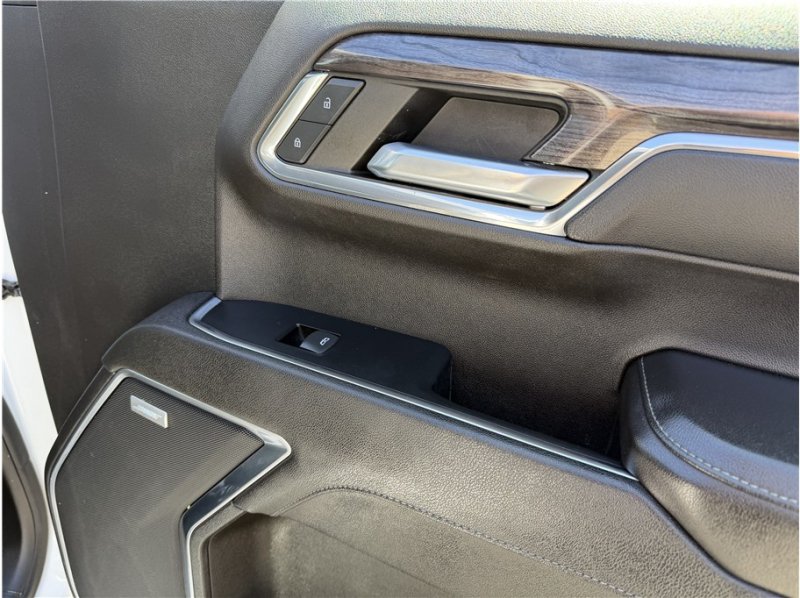 Used 2023 Chevrolet Silverado 1500 LTZ RWD image 31
