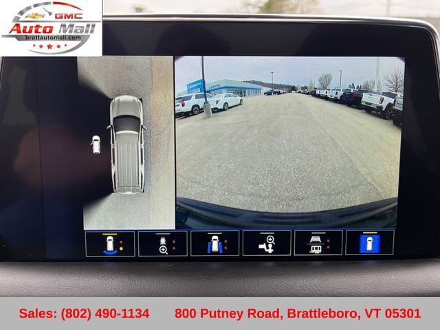 Used 2023 Chevrolet Tahoe Z71 w/ Luxury Package AWD/4WD image 22