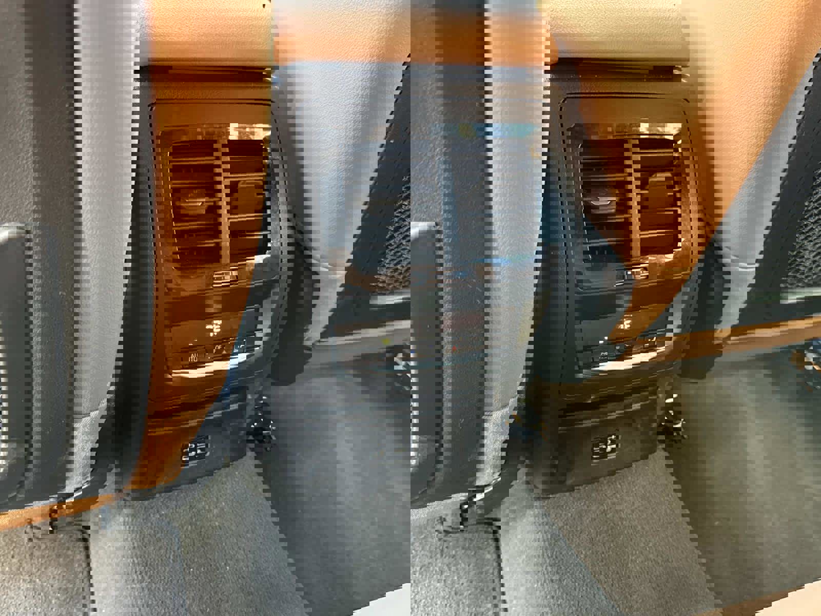 Certified 2023 BMW X4 xDrive30i w/ M Sport Package image 16