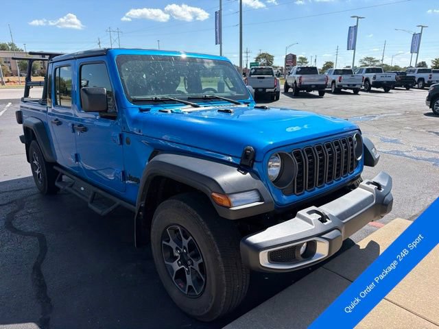 Used 2024 Jeep Gladiator Sport AWD/4WD image 3