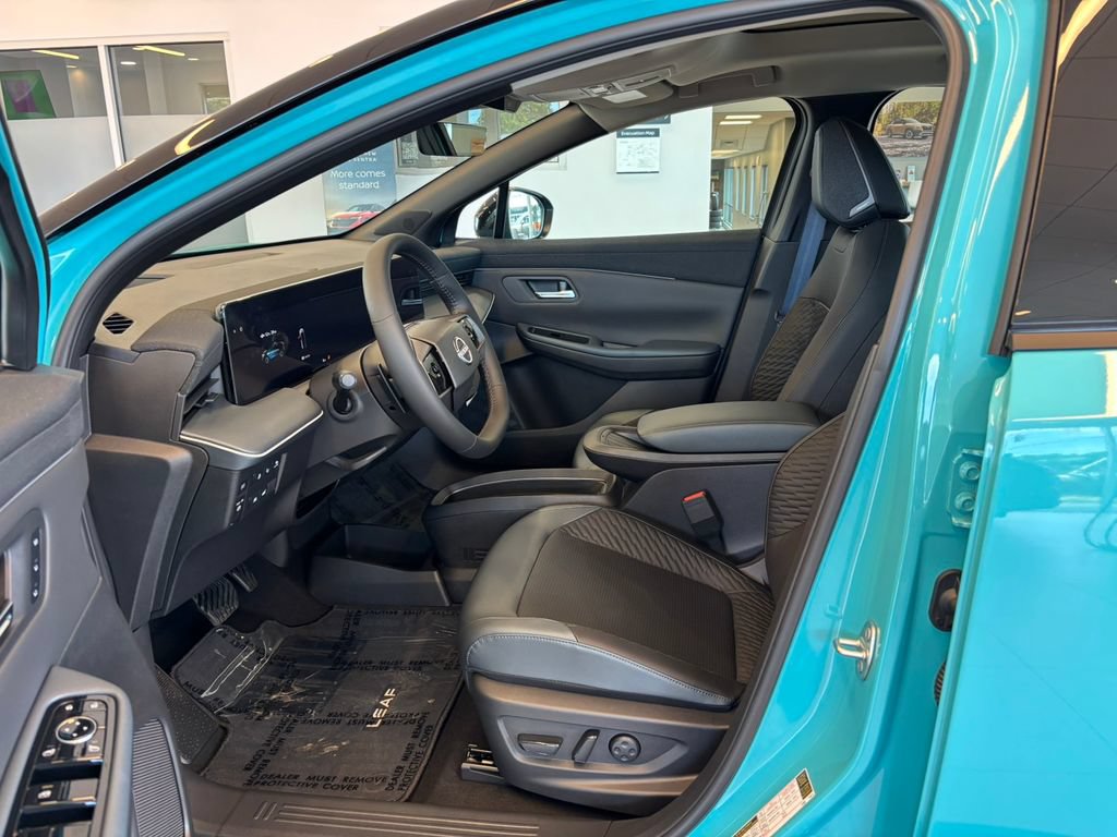 New 2026 Nissan Leaf Platinum+ w/ Cargo Package (Platinum+) FWD image 13