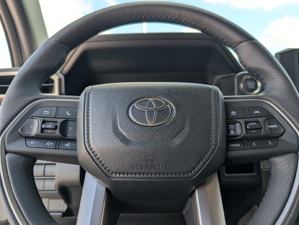 New 2026 Toyota 4Runner SR5 AWD/4WD image 21