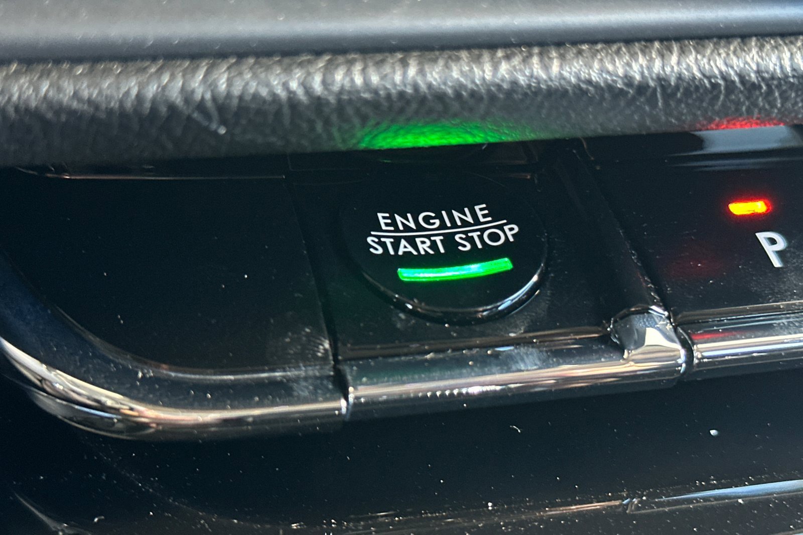 New 2025 Lincoln Corsair Reserve w/ Equipment Group 202A image 22