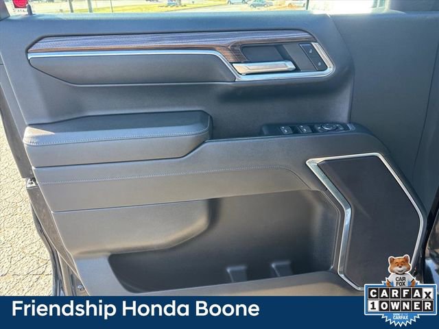 Used 2023 Chevrolet Silverado 1500 LT w/ Protection Package AWD/4WD image 8