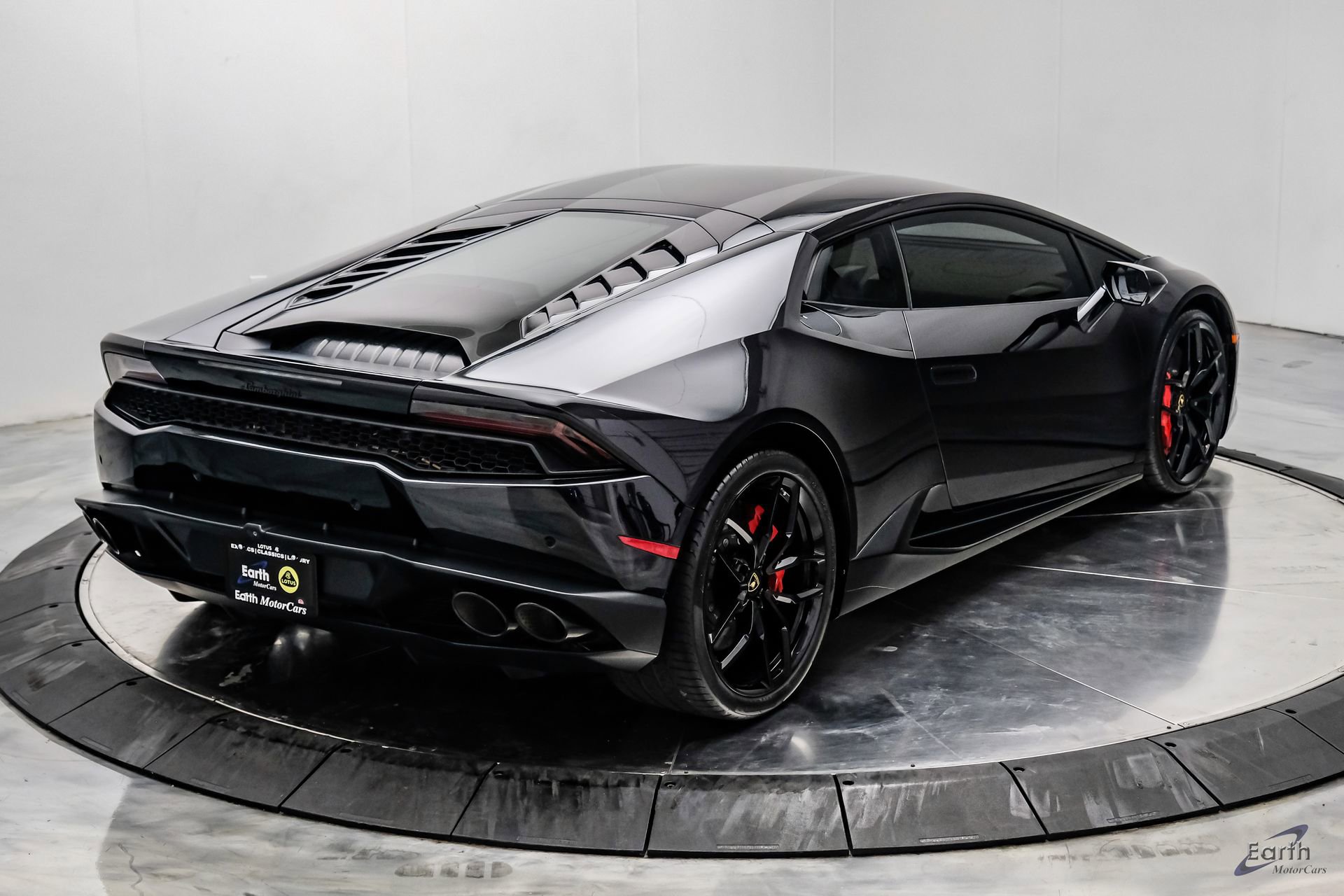 Used 2015 Lamborghini Huracan LP 610-4 AWD/4WD image 22