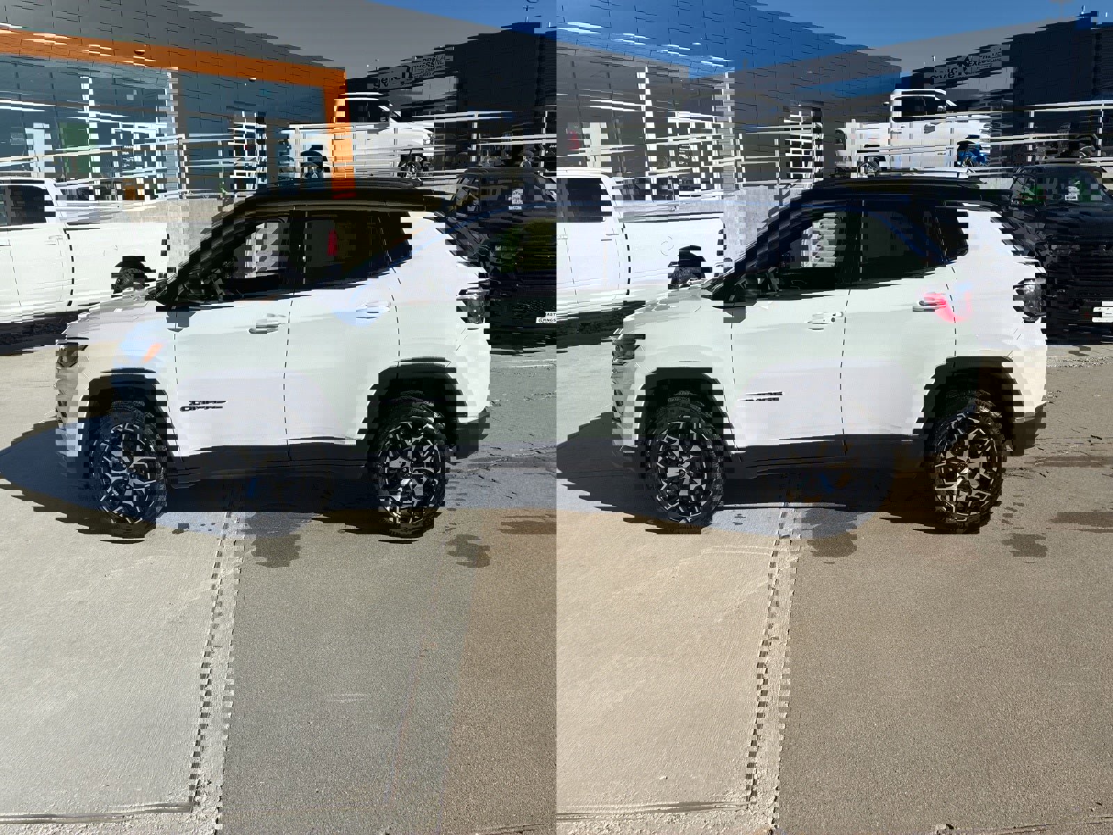 New 2025 Jeep Compass Limited image 2