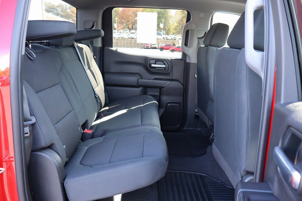 Used 2020 Chevrolet Silverado 1500 Custom w/ Custom Value Package image 16