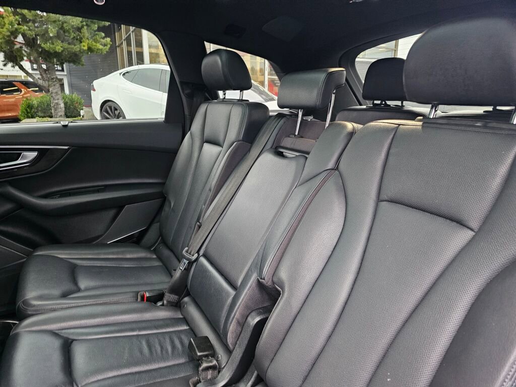 Used 2019 Audi Q7 3.0T Premium Plus w/ Premium Plus Package image 19