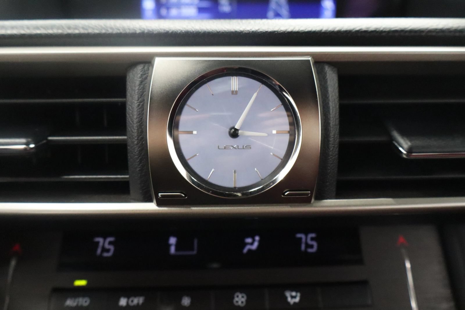 Used 2019 Lexus IS 300 F Sport w/ F Sport Package AWD/4WD image 28