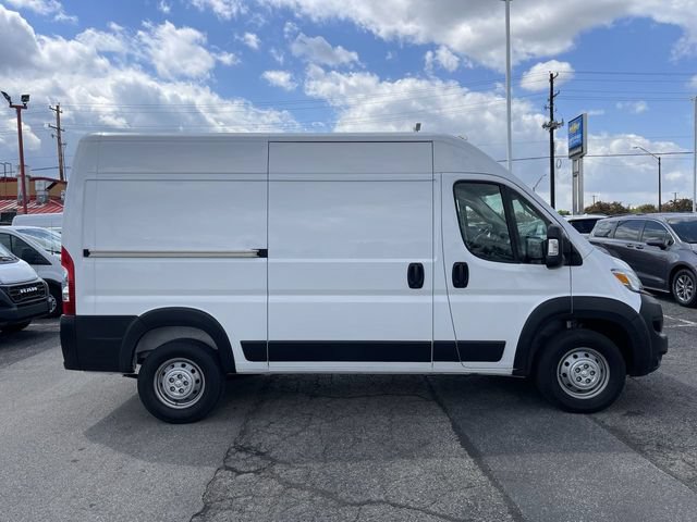 Used 2023 RAM ProMaster 2500 w/ Convenience Group FWD image 13