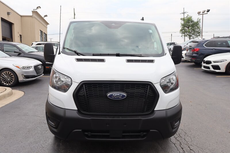 Used 2025 Ford Transit 150 Low Roof RWD image 2