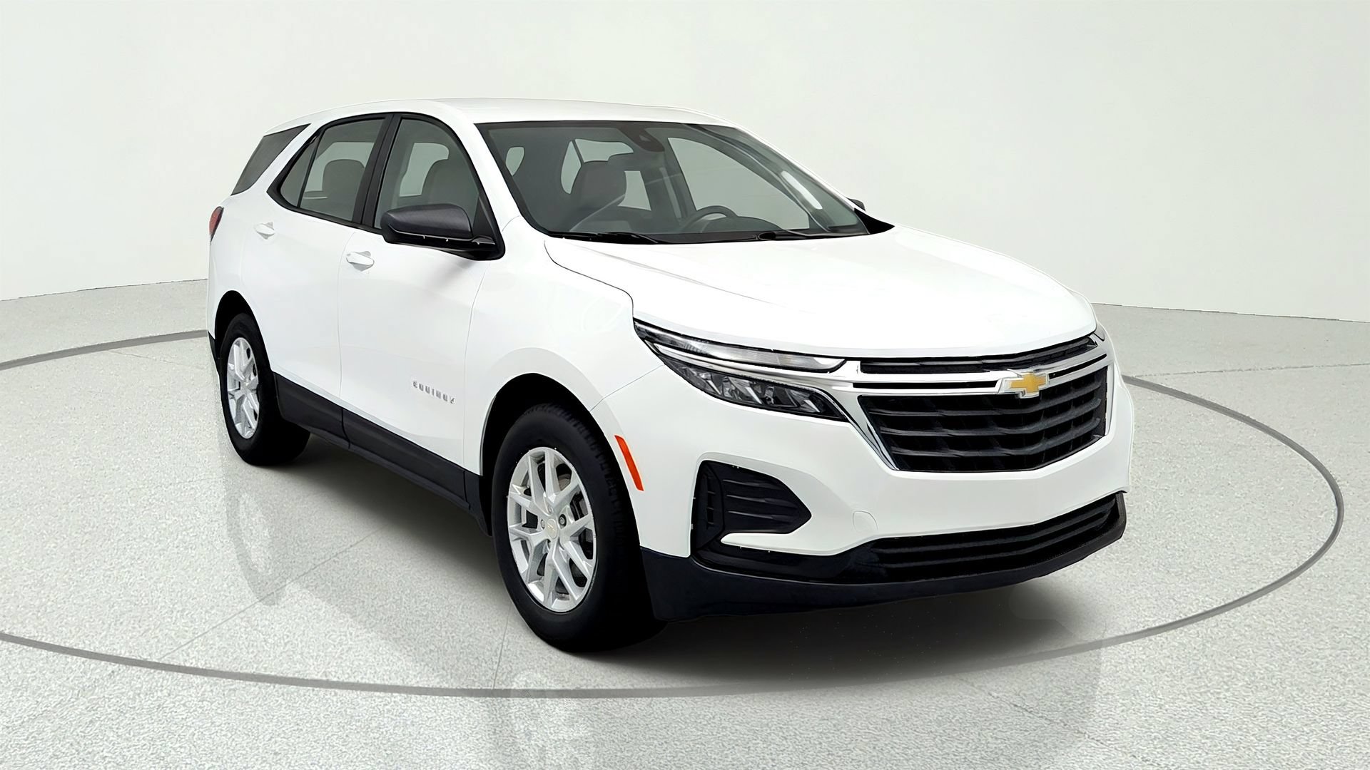 Certified 2024 Chevrolet Equinox LS w/ Driver Confidence II Package FWD image 7