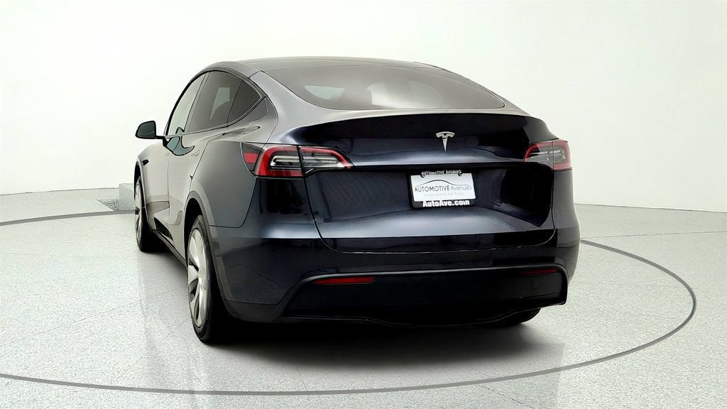 Used 2024 Tesla Model Y Long Range RWD image 6