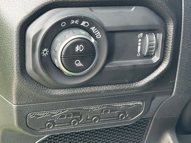 New 2026 Jeep Gladiator Sport AWD/4WD image 13