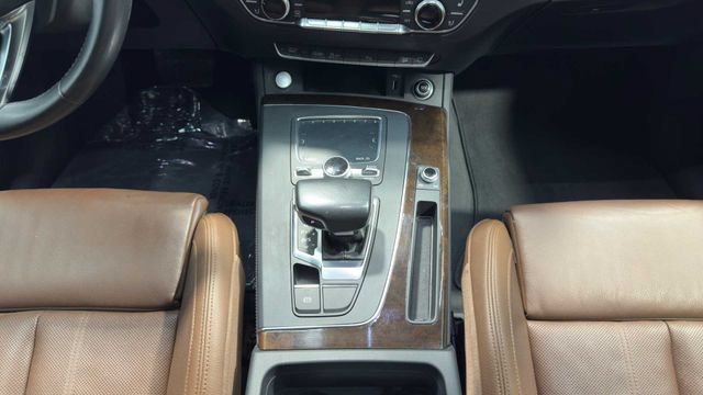 Used 2019 Audi Q5 2.0T Premium Plus w/ Premium Plus Package AWD/4WD image 18