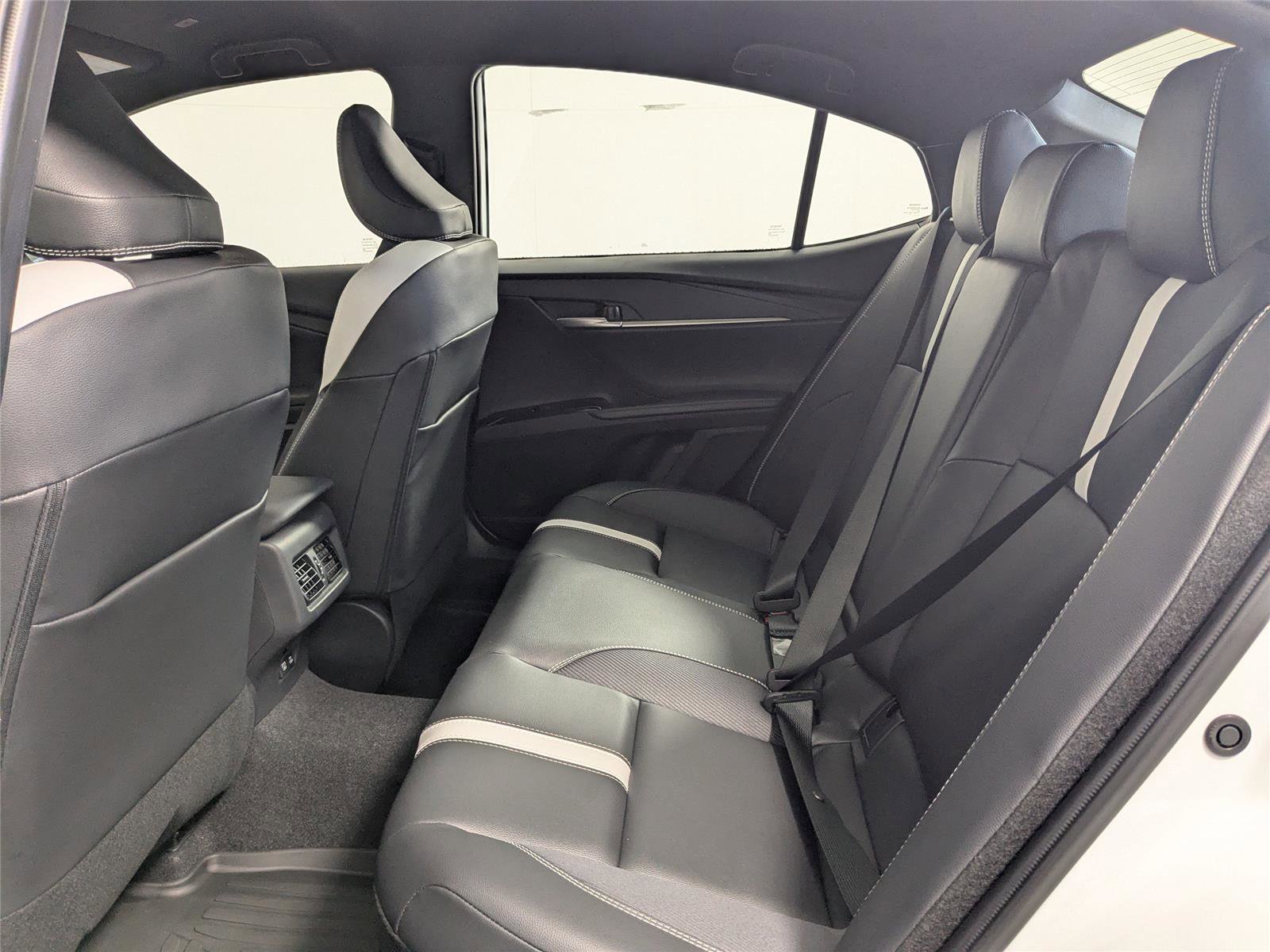 New 2026 Toyota Camry SE image 6