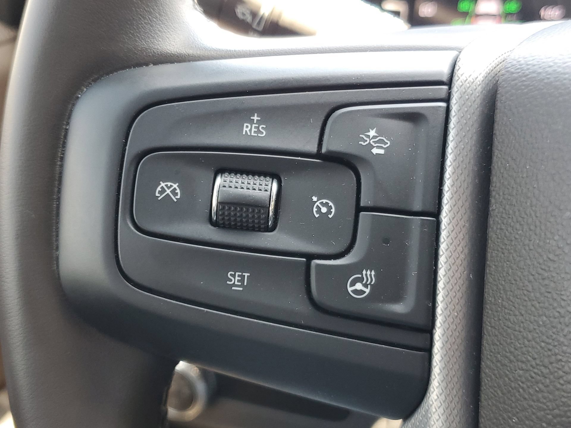 Used 2023 GMC Yukon Denali AWD/4WD image 24