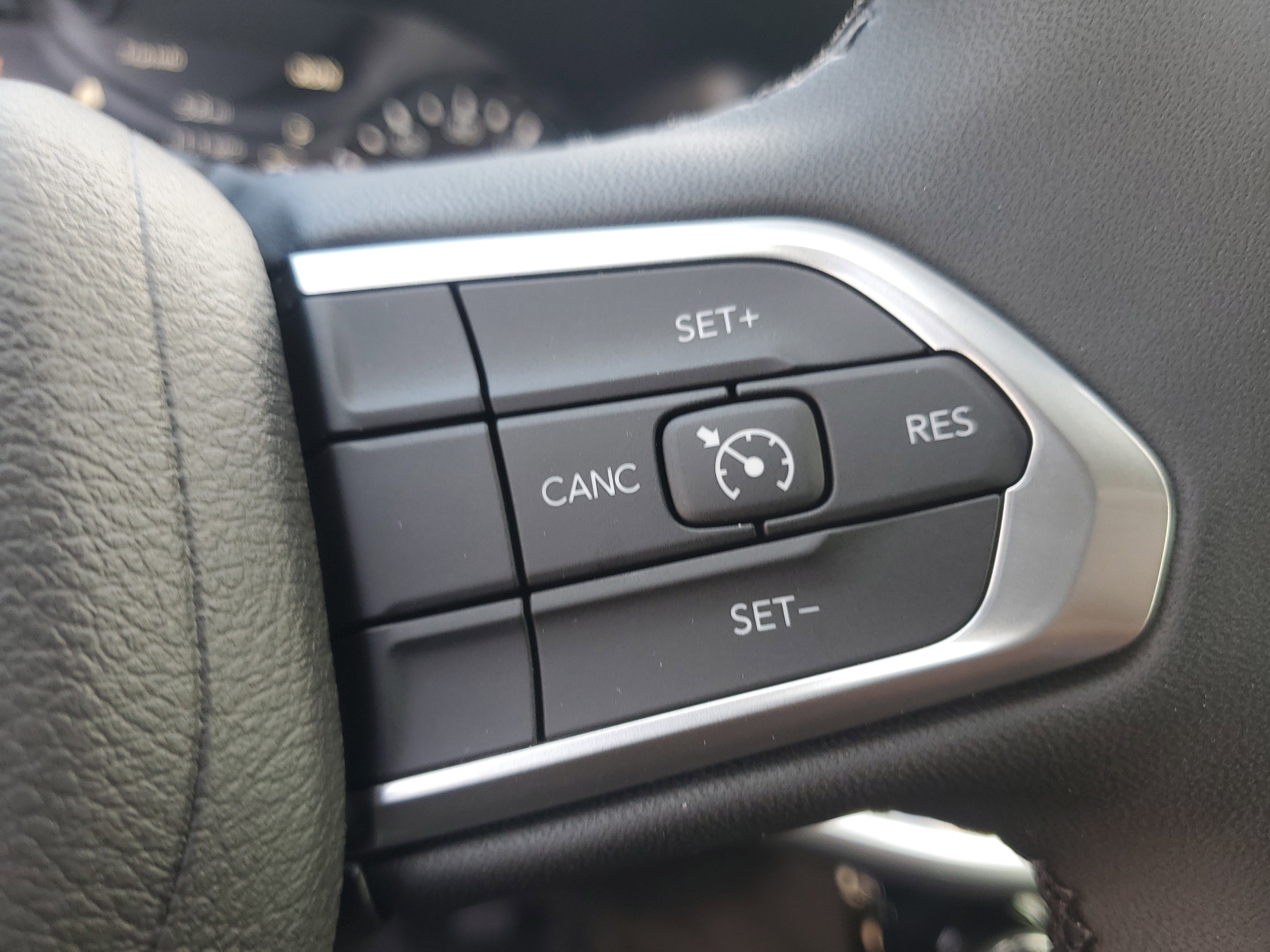 New 2026 Jeep Compass Latitude image 14