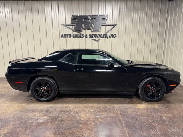 Used 2021 Dodge Challenger SXT image 7