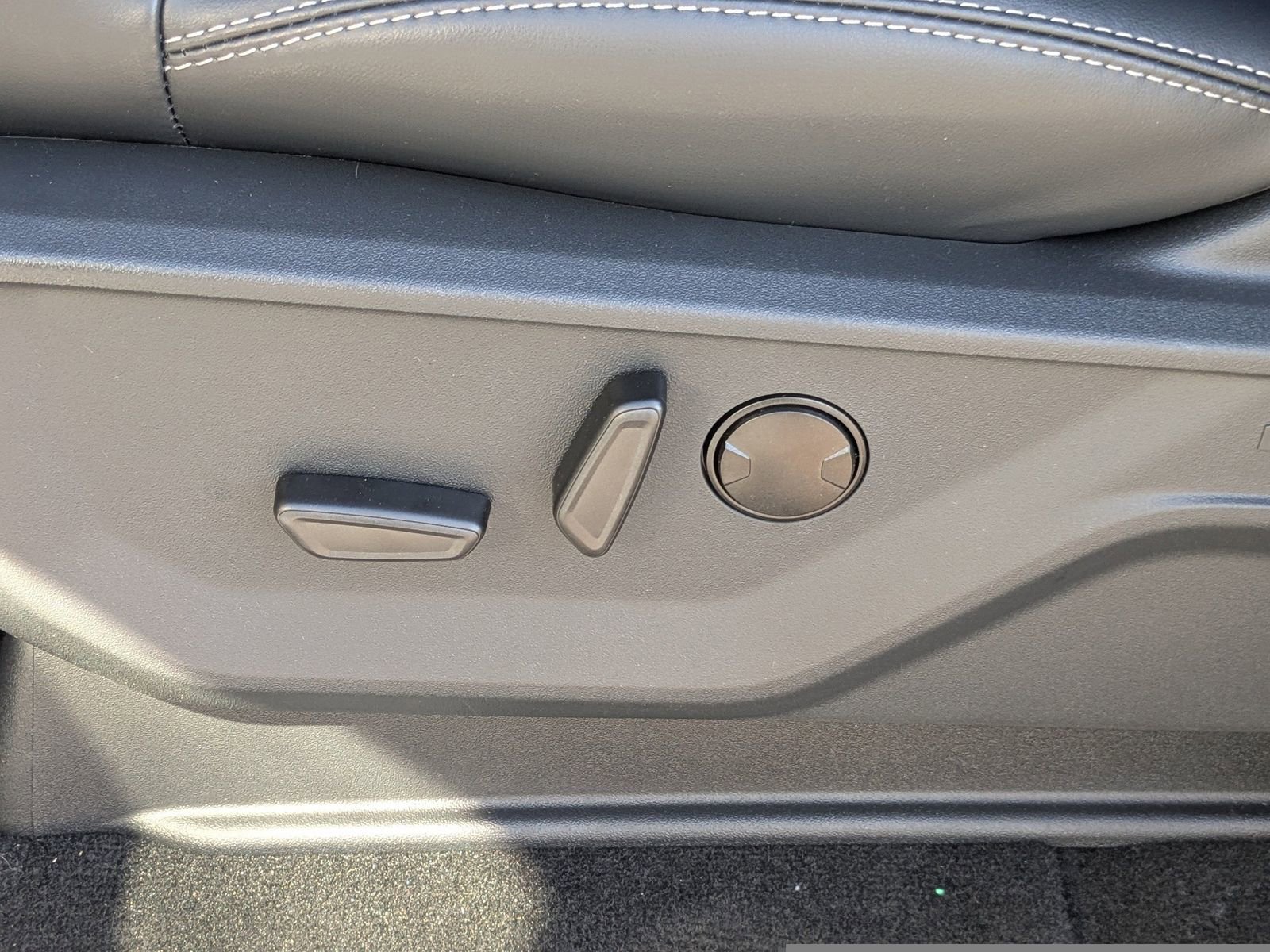 New 2025 Ford Expedition Max Platinum w/ Stealth Performance Package image 22