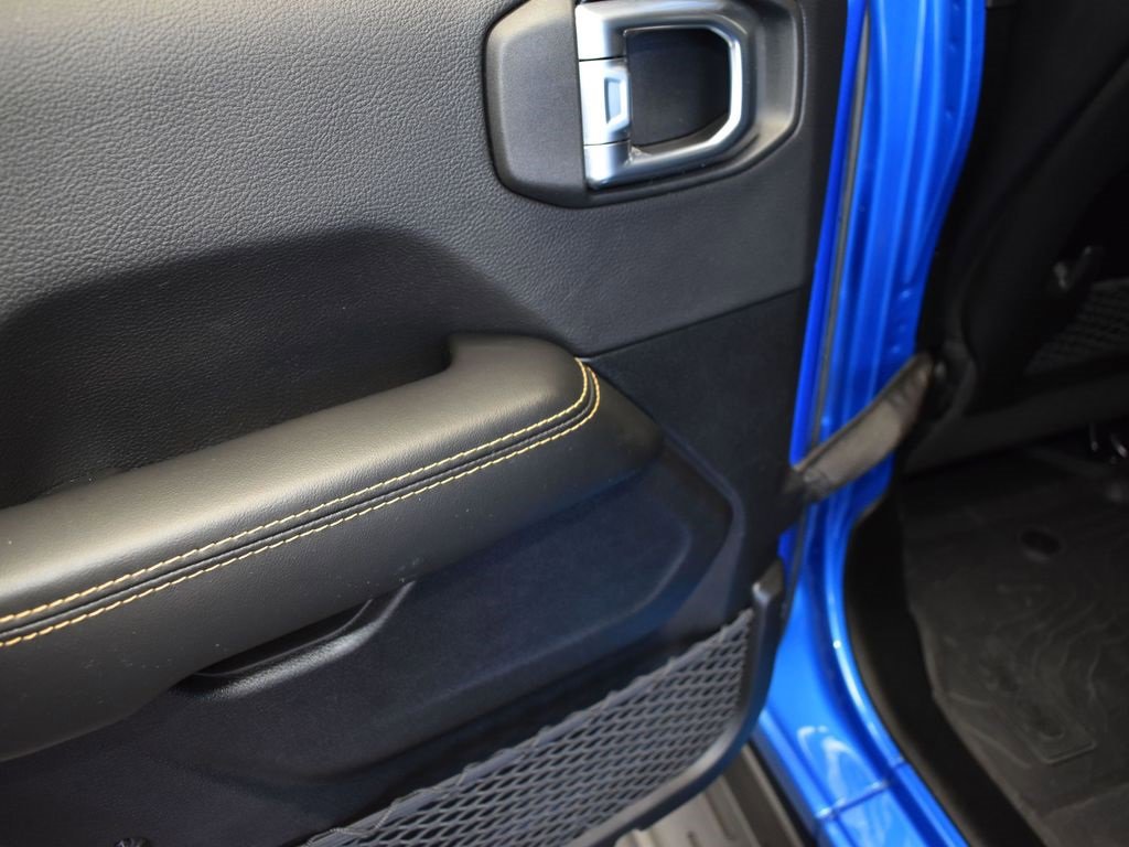 Used 2024 Jeep Wrangler Sahara w/ Technology Group image 15