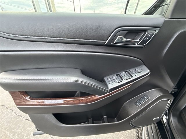 Used 2017 GMC Yukon SLT image 21