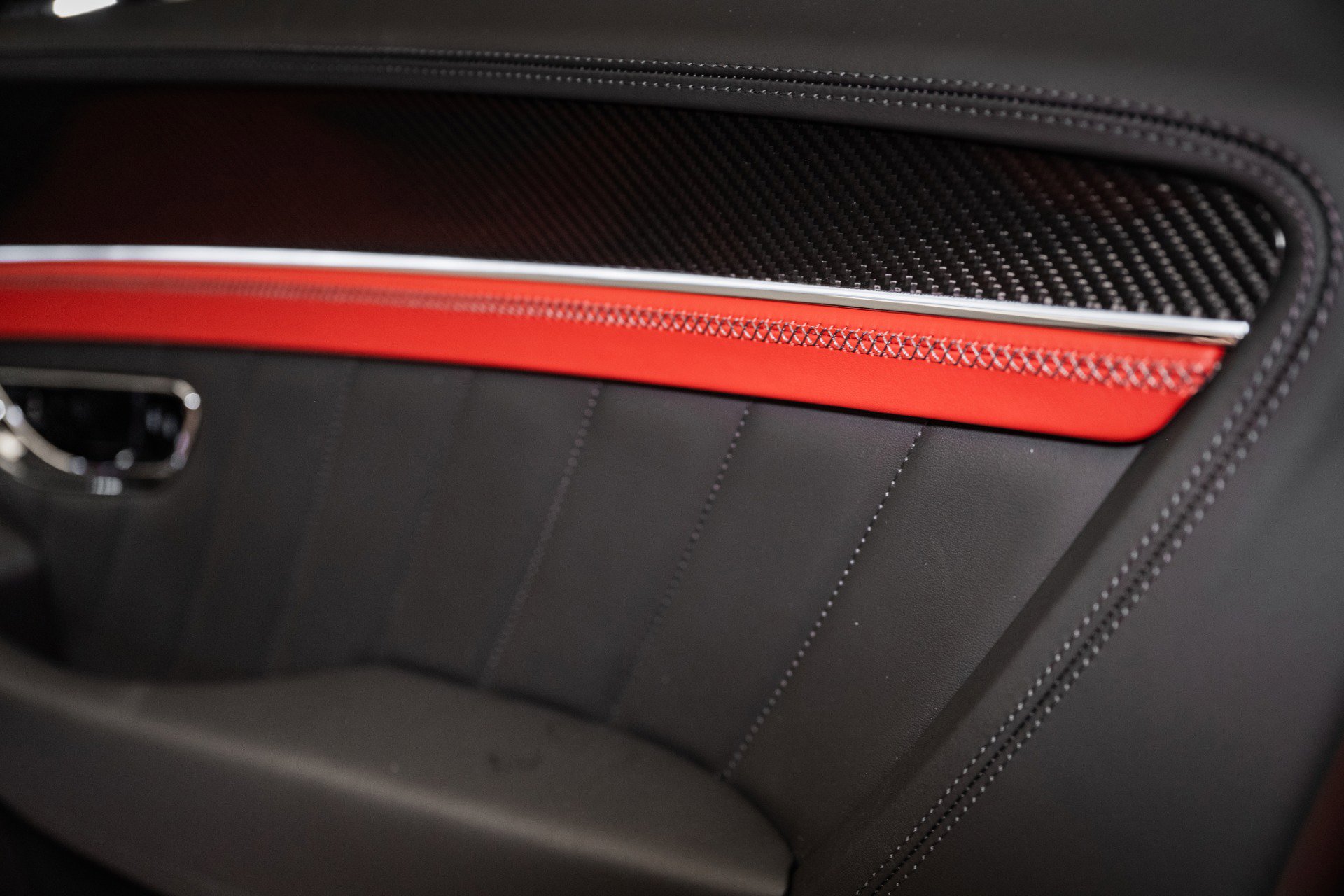 Used 2024 Bentley Continental GT V8 image 39