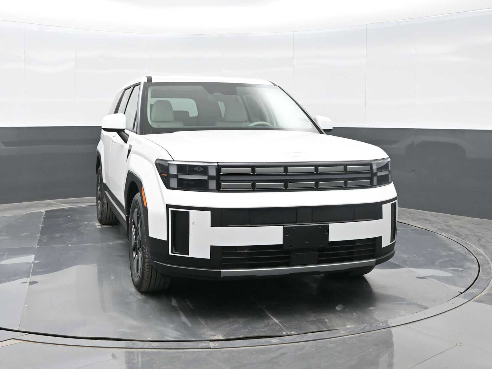 New 2026 Hyundai Santa Fe SE image 2