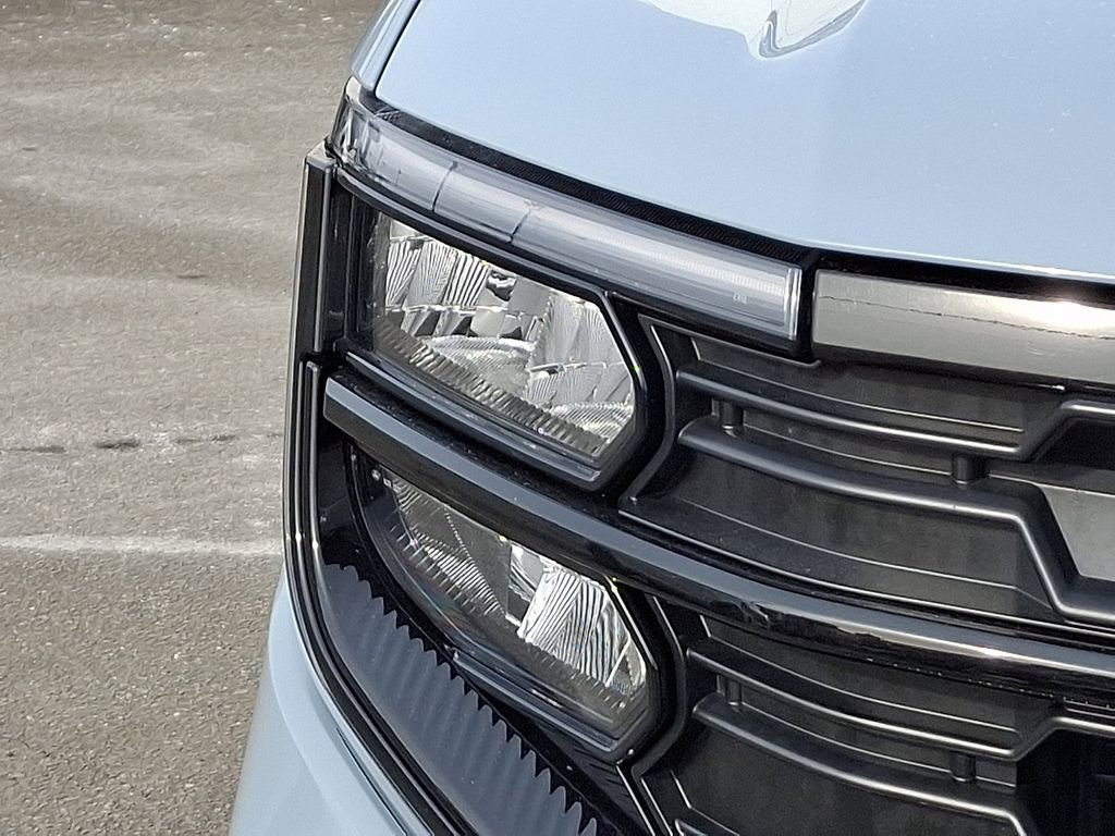 Certified 2025 Ford Expedition Active image 9