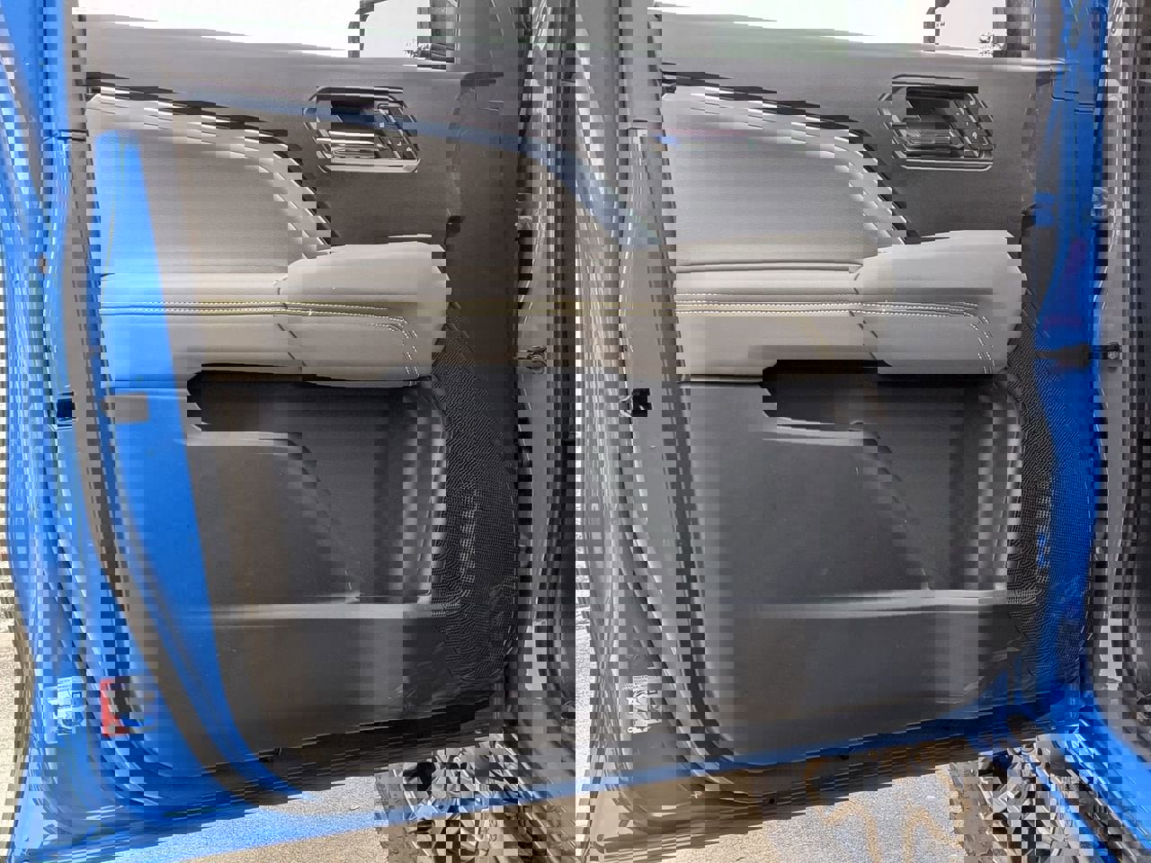 New 2026 Chevrolet Colorado ZR2 w/ Technology Package image 7