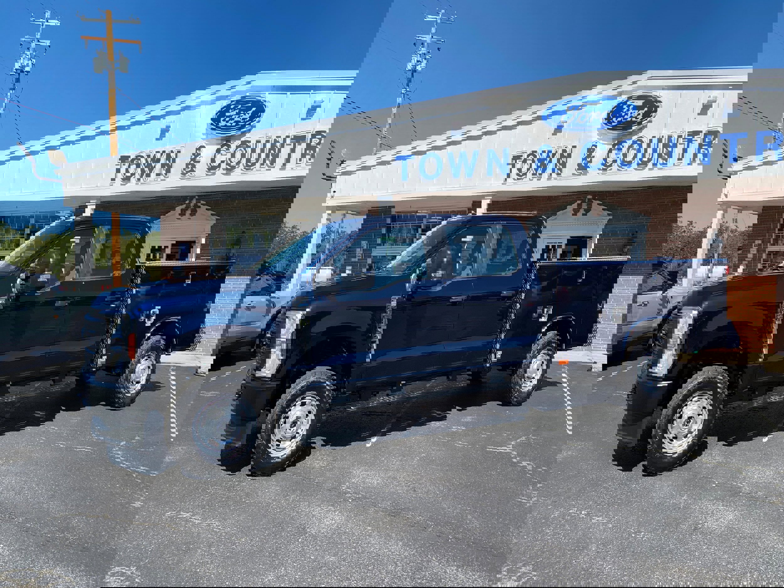 New 2025 Ford F250 Lariat w/ Snow Plow/Camper Package image 4