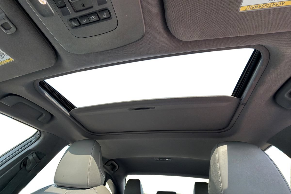 Used 2019 Toyota Avalon XLE w/ Moonroof Package FWD image 22