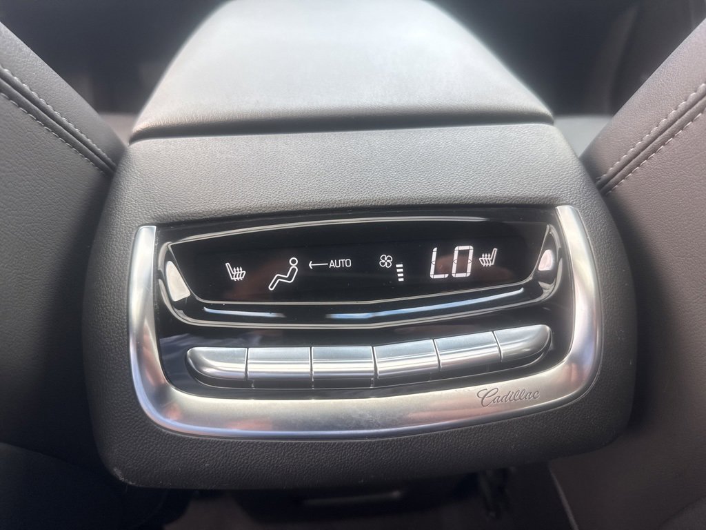 Certified 2025 Cadillac XT6 Premium Luxury image 20