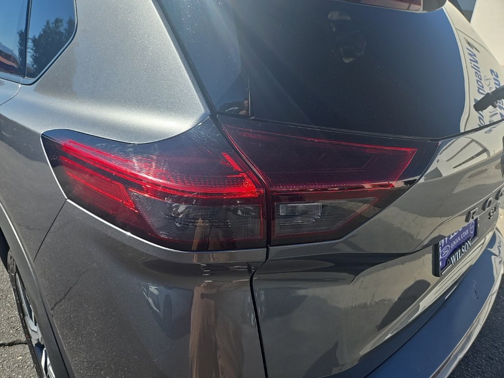 Used 2026 Nissan Rogue SL AWD/4WD image 34